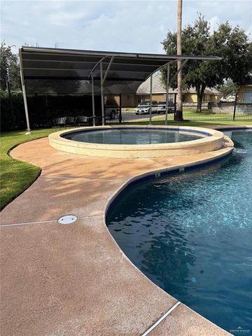 1530 W Hall Acres Road 12B, Pharr, TX 78577