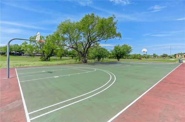 310 Garcitas Creek LN, Hutto, TX 78634