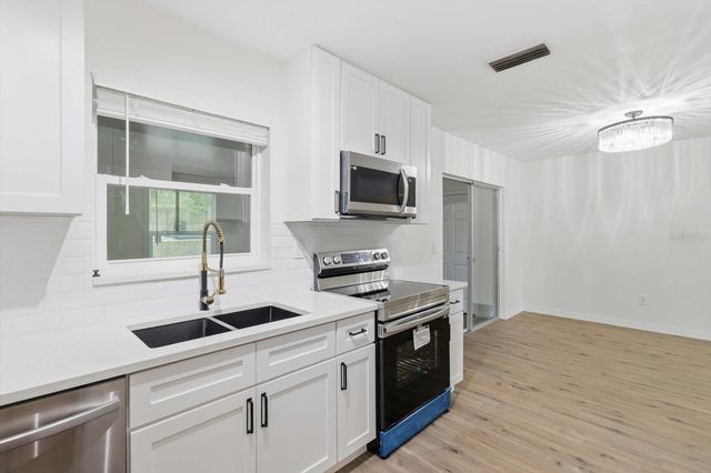 9490 N ELLIOT WAY, Citrus Springs, FL 34434