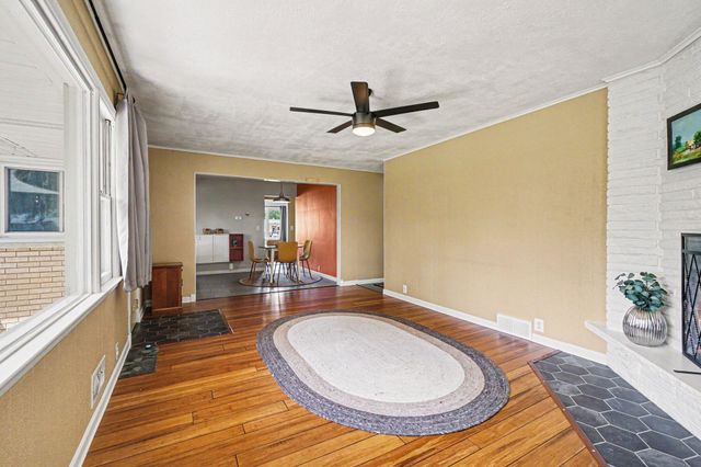 1328 Applecroft Avenue, Portage City, MI 49002