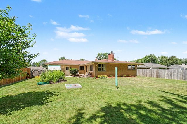 1328 Applecroft Avenue, Portage City, MI 49002