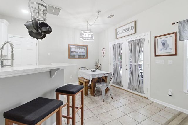 7344 Kestrel Trail, Hanahan, SC 29410