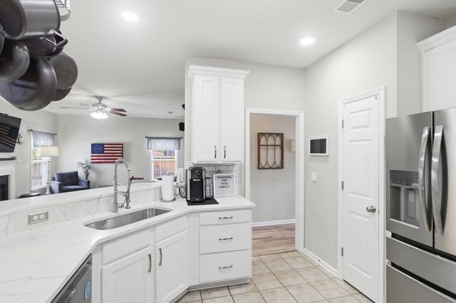7344 Kestrel Trail, Hanahan, SC 29410