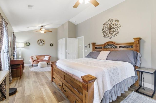 7344 Kestrel Trail, Hanahan, SC 29410