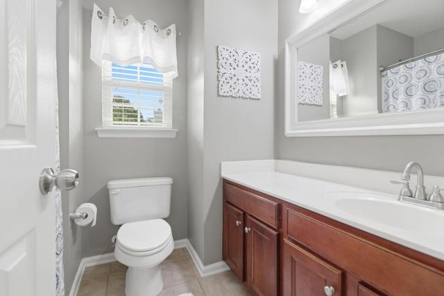 7344 Kestrel Trail, Hanahan, SC 29410