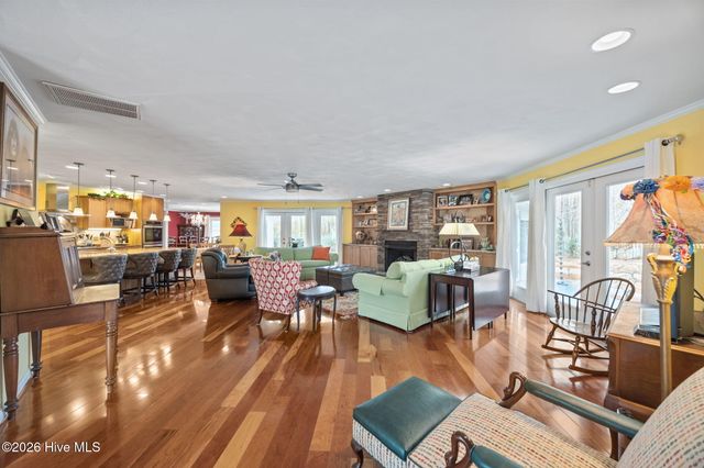 1946 Wexford Lane, Greenville, NC 27858