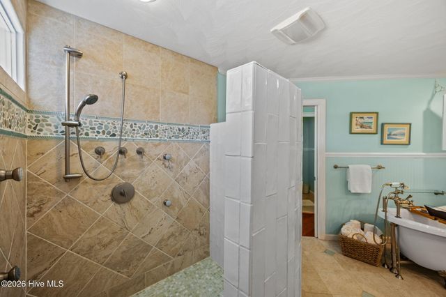 1946 Wexford Lane, Greenville, NC 27858