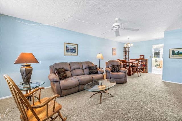 4715 BAY STREET NE 320, St Petersburg, FL 33703