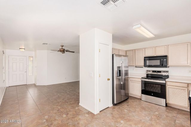 6318 W CHICKASAW Street, Phoenix, AZ 85043