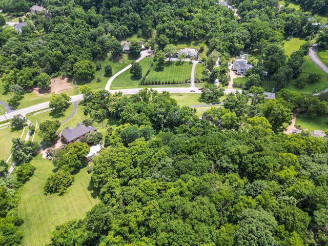 6020 Murray Ln, Brentwood, TN 37027