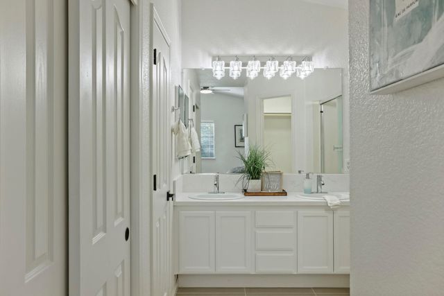 250 Dyer Ave, Manteca, CA 95336