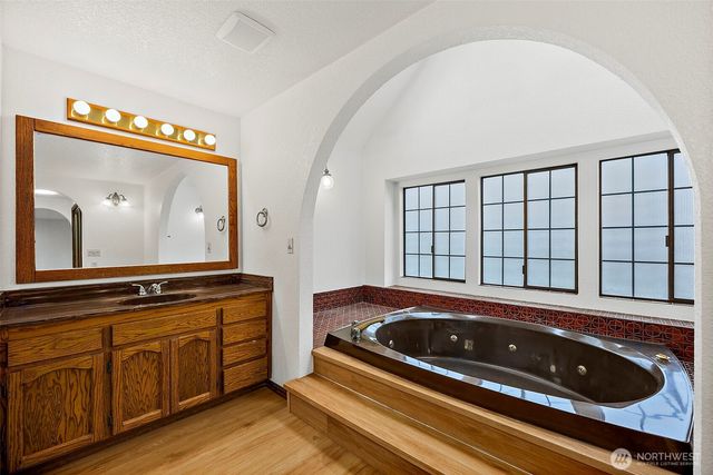 8720 52nd Street Ct W, University Place, WA 98467