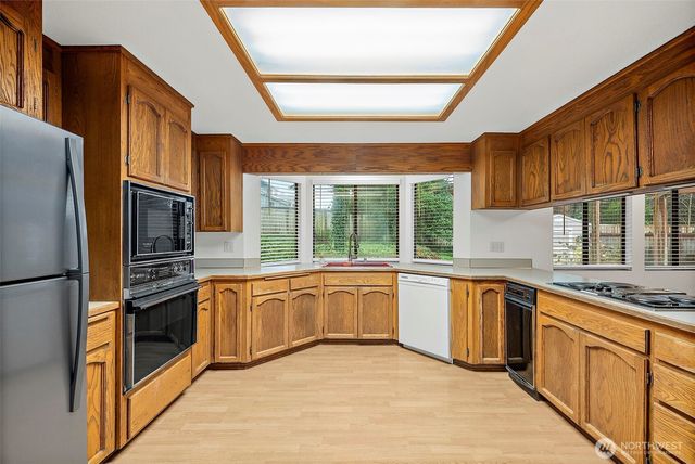 8720 52nd Street Ct W, University Place, WA 98467