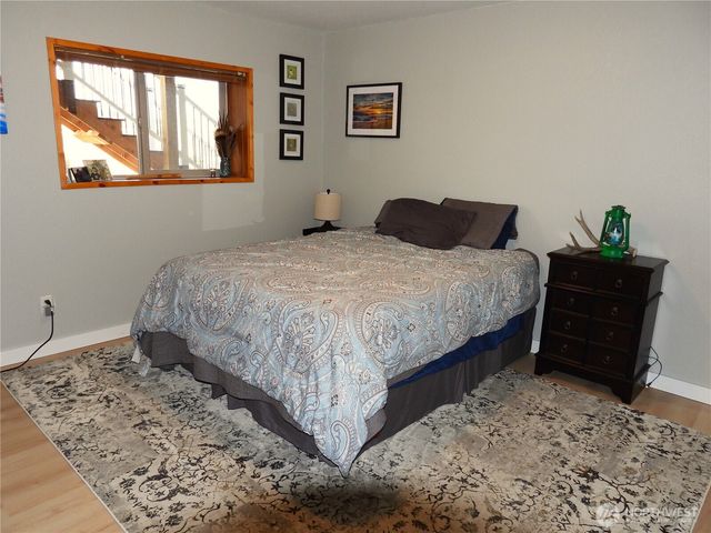 464 Highway 20, Tonasket, WA 98855