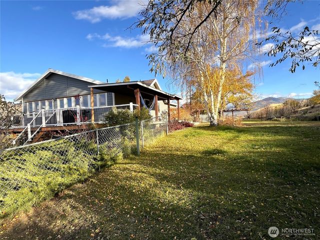 464 Highway 20, Tonasket, WA 98855