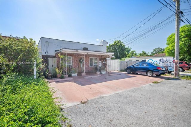 2027 SW 58th Avenue, Miami, FL 33155