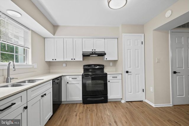 3163 HARVARD ST, Woodbridge, VA 22192