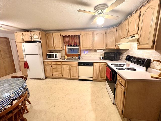 215 Old Luther Street, Windber, PA 15963