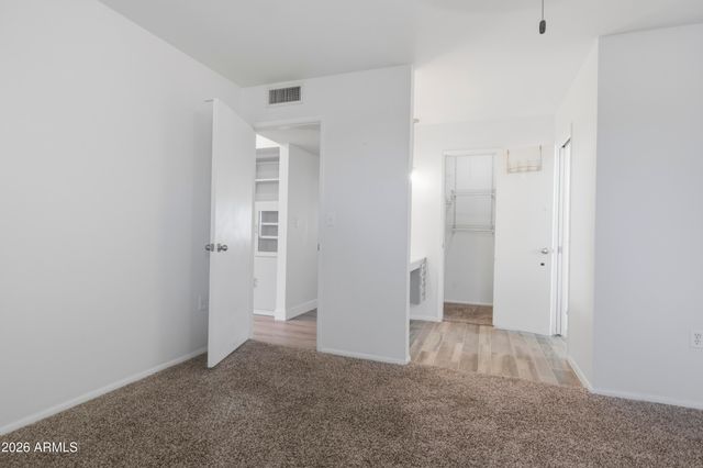 10541 W CHERYL Drive, Sun City, AZ 85351