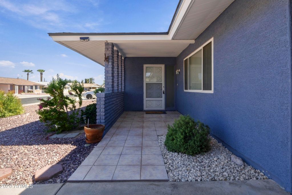 10541 W CHERYL Drive, Sun City, AZ 85351 — photo 2
