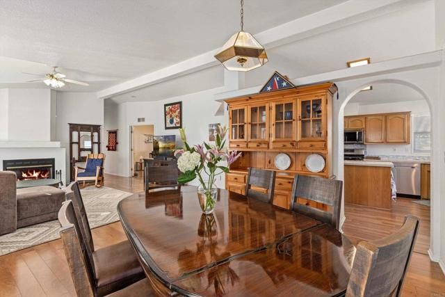 525 W El Norte Pkwy 116, Escondido, CA 92026