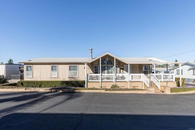 525 W El Norte Pkwy 116, Escondido, CA 92026