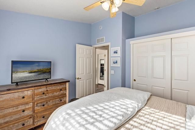 525 W El Norte Pkwy 116, Escondido, CA 92026