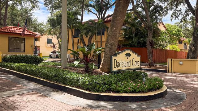 10211 SW 77th Court, Miami, FL 33156