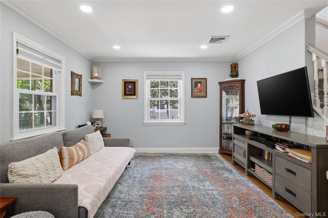 1533 Lowell Avenue, New Hyde Park, NY 11040