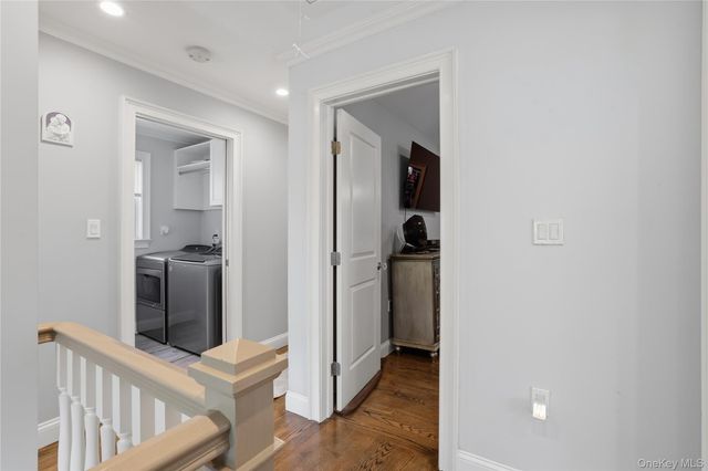1533 Lowell Avenue, New Hyde Park, NY 11040