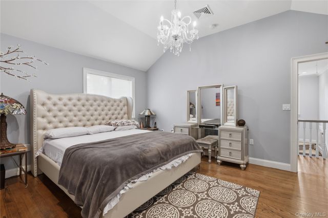 1533 Lowell Avenue, New Hyde Park, NY 11040