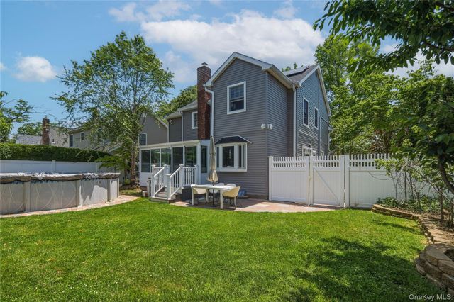 1533 Lowell Avenue, New Hyde Park, NY 11040