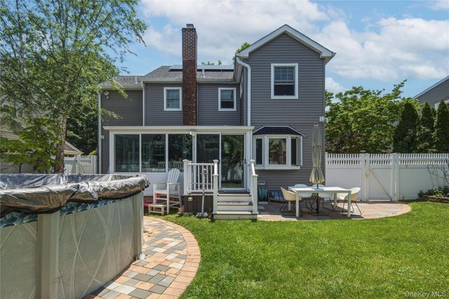 1533 Lowell Avenue, New Hyde Park, NY 11040