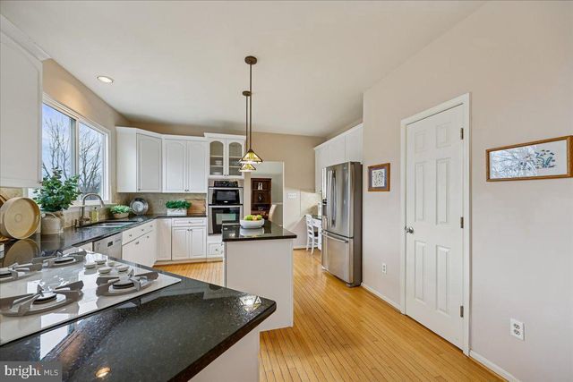 11001 GRASSY KNOLL TER, Germantown, MD 20876