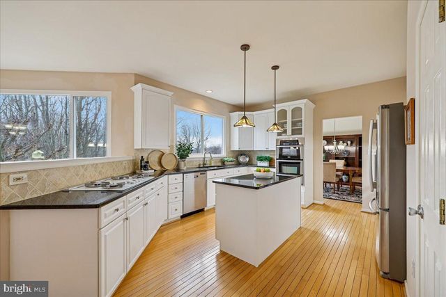 11001 GRASSY KNOLL TER, Germantown, MD 20876