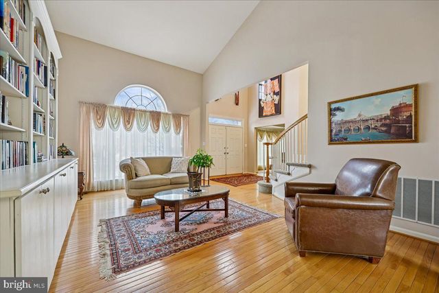 11001 GRASSY KNOLL TER, Germantown, MD 20876