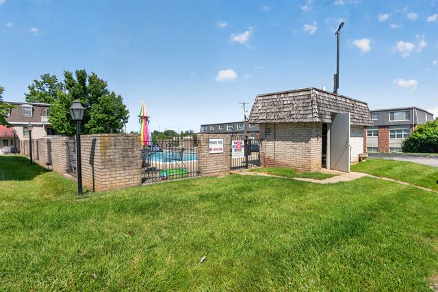 175 Malabu Drive 40, Lexington, KY 40503