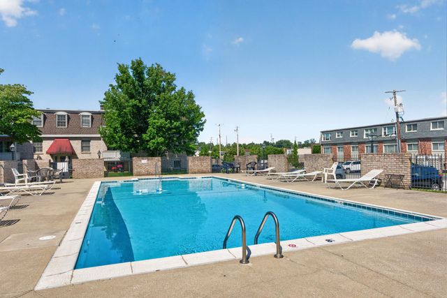 175 Malabu Drive 40, Lexington, KY 40503