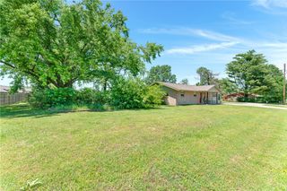 1630 S Dixieland Road, Rogers, AR 72758