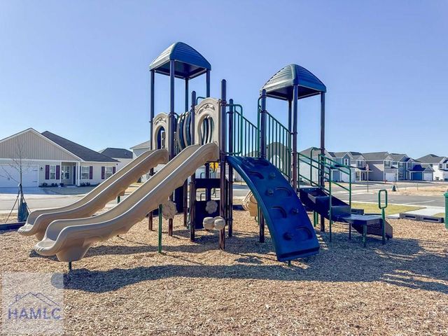 272 Boundary Hall Way, Hinesville, GA 31313