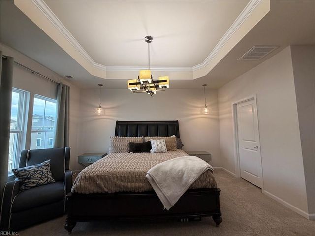 655 Mill Creek PW, Chesapeake, VA 23323