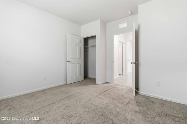 939 Remington Green Drive SE, Palm Bay, FL 32909