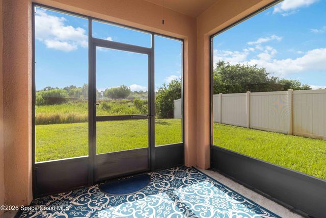 939 Remington Green Drive SE, Palm Bay, FL 32909