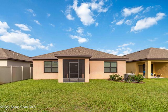 939 Remington Green Drive SE, Palm Bay, FL 32909