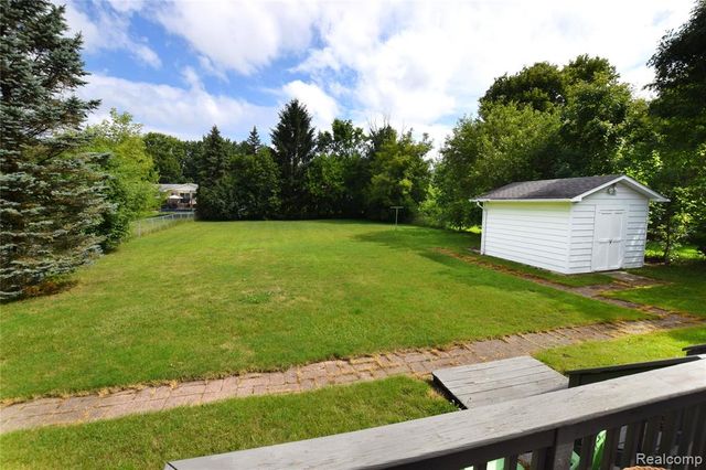 5340 Brobeck Street, Flint, MI 48532