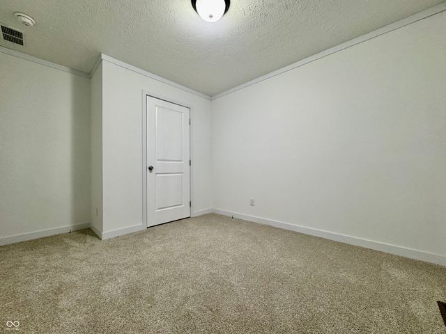 819 W Tanner Street, Brownstown, IN 47220
