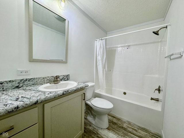 819 W Tanner Street, Brownstown, IN 47220