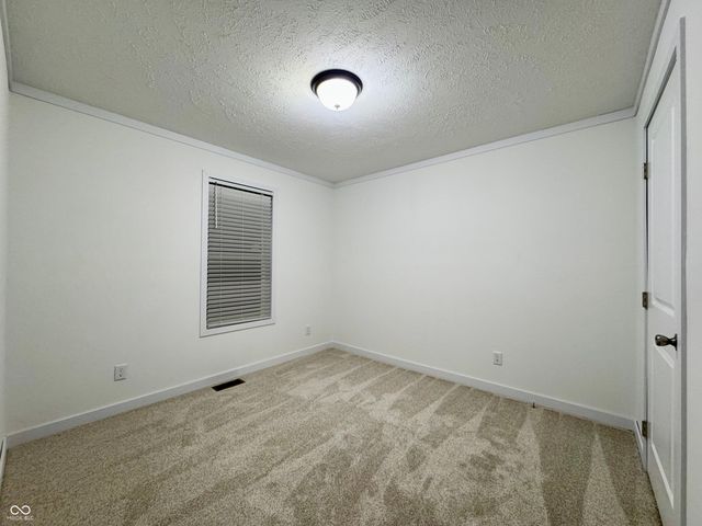 819 W Tanner Street, Brownstown, IN 47220