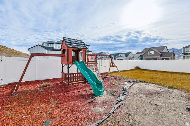 1806 W OLYMPUS DR, Saratoga Springs, UT 84045