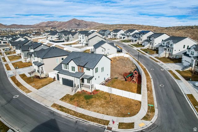 1806 W OLYMPUS DR, Saratoga Springs, UT 84045